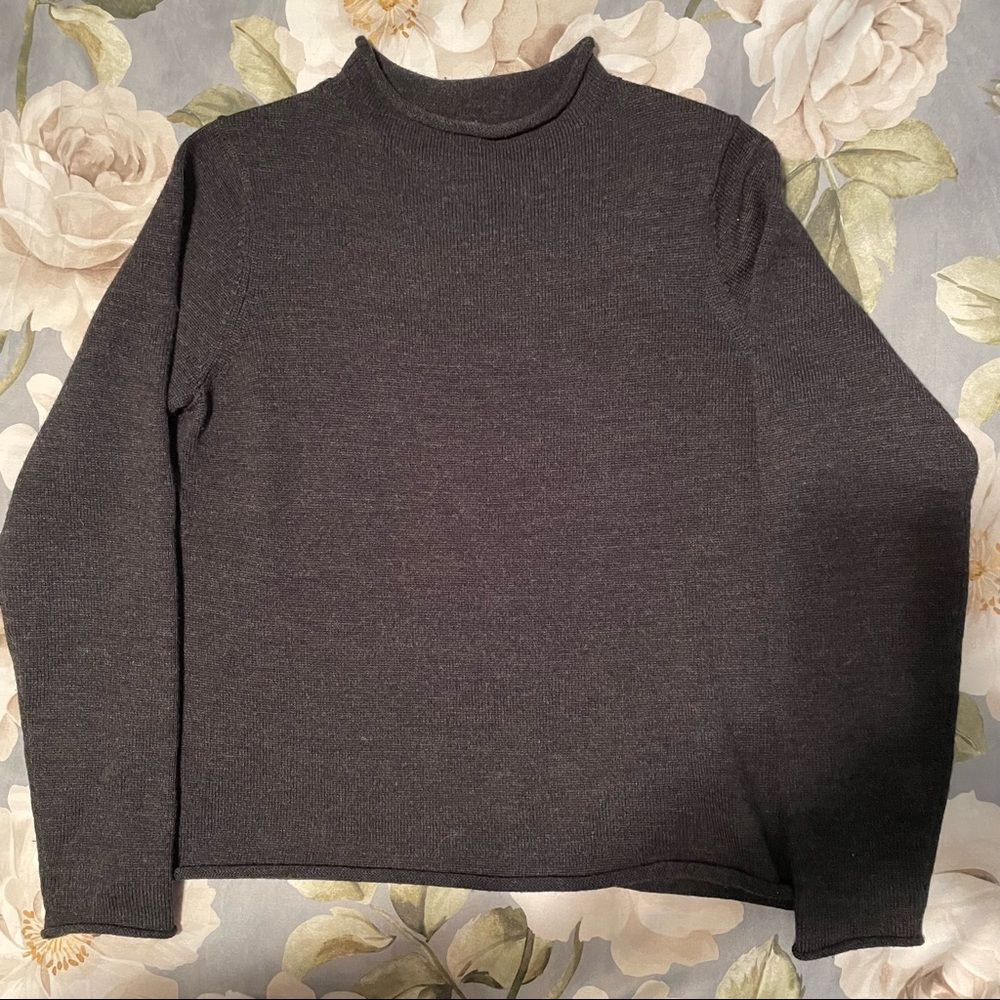 Mock turtleneck sweater. Dark charcoal/black. Merino wool.